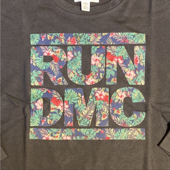 NEW Treasure & Bond Run DMC Sweatshirt Kids XL or Adult Small Retail $39 - Picture 7 of 10